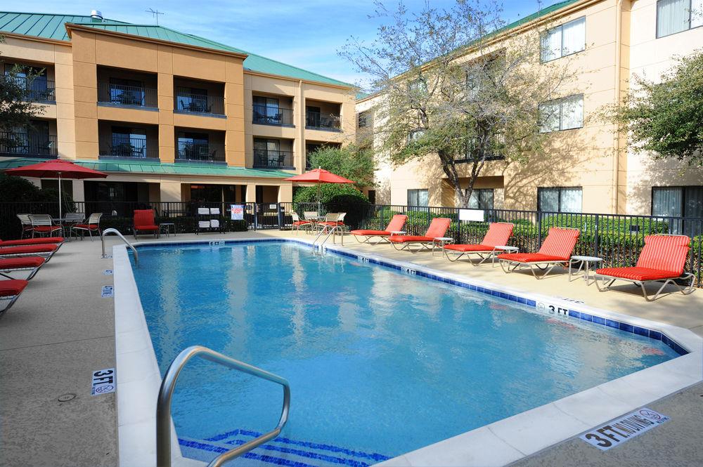 Courtyard By Marriott Dallas Plano In Legacy Park Exterior photo