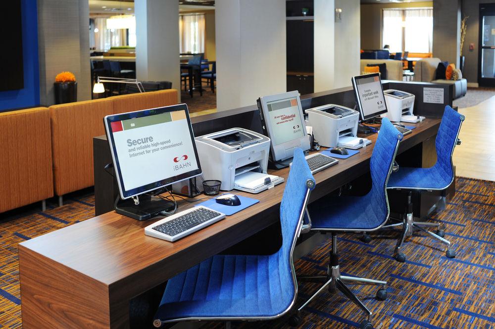 Courtyard By Marriott Dallas Plano In Legacy Park Exterior photo