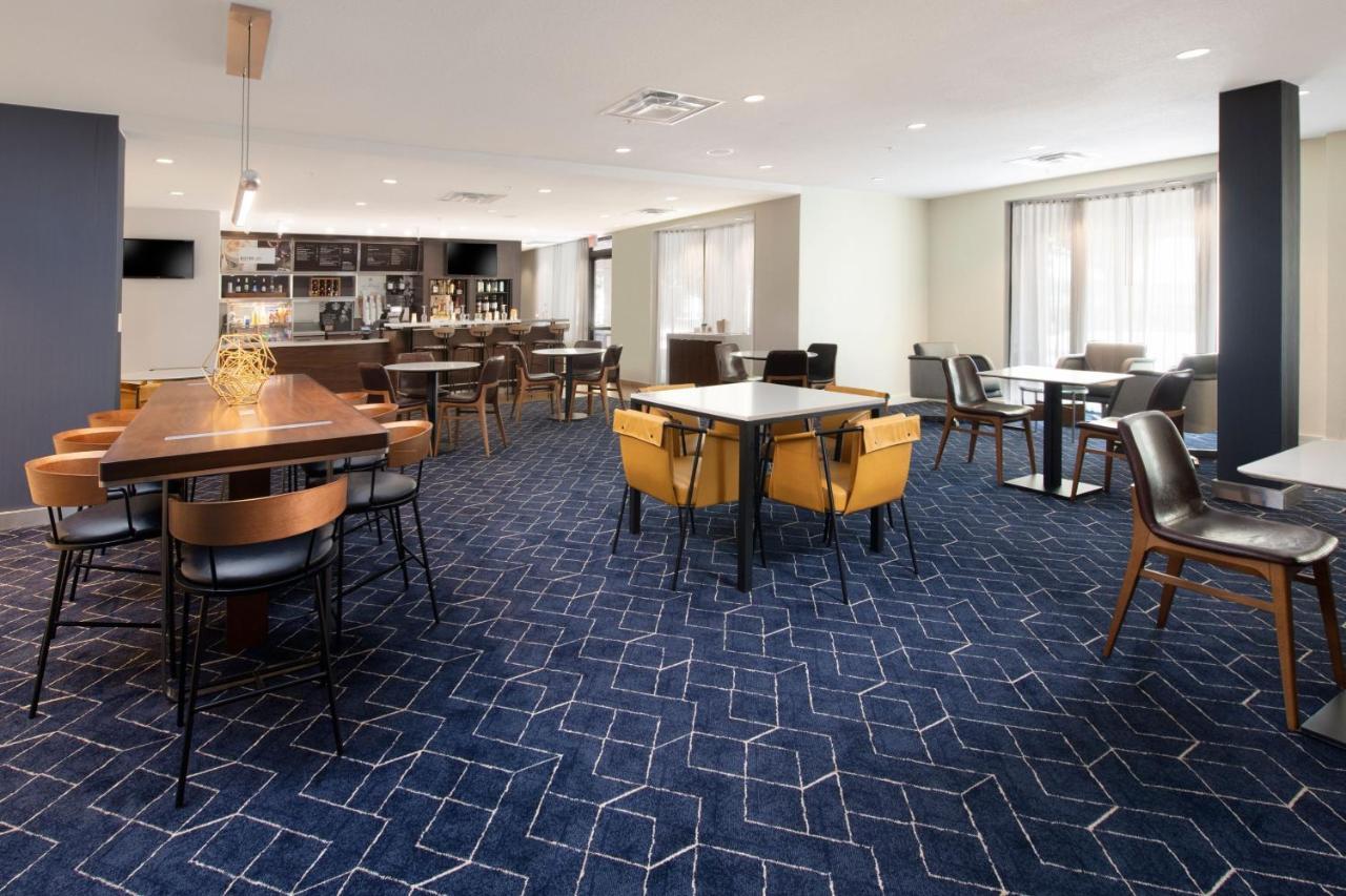 Courtyard By Marriott Dallas Plano In Legacy Park Exterior photo