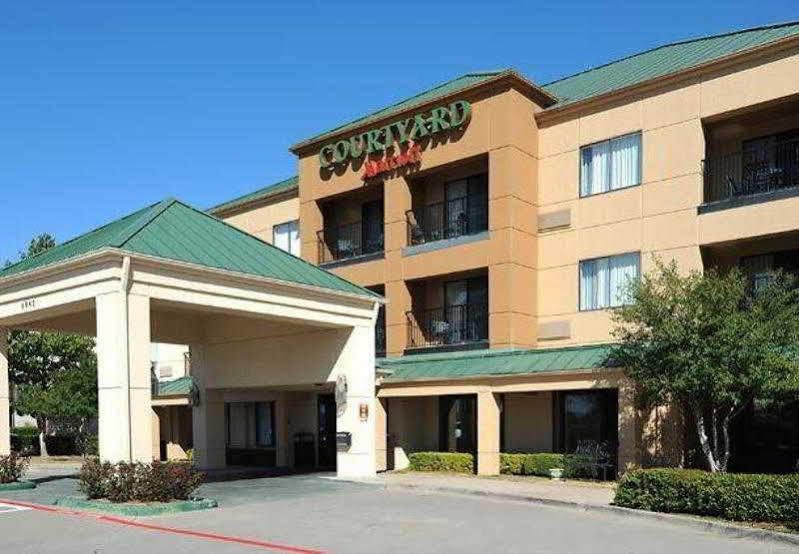 Courtyard By Marriott Dallas Plano In Legacy Park Exterior photo
